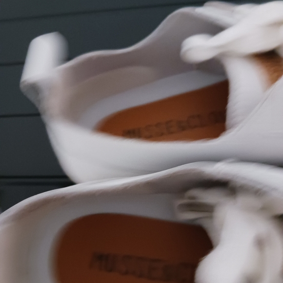 Musse & Cloud Leather Sneaker - Picture 7 of 7